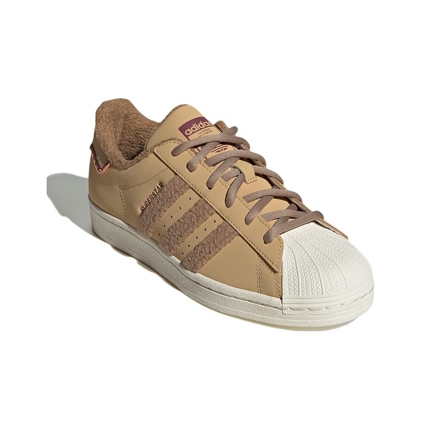 أحذية سكيت بورد سوبرستار من أد - مراجعة Adidas Shoes Superstar وسعره