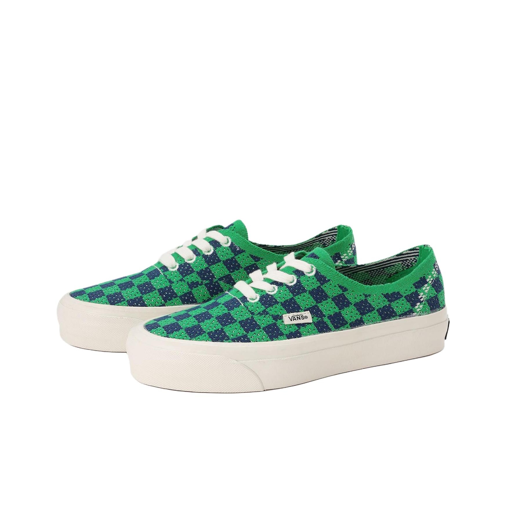 حذاء فانز بريميوم أوثنتيك 44 ل - مراجعة Vans Shoes Authentic وسعره