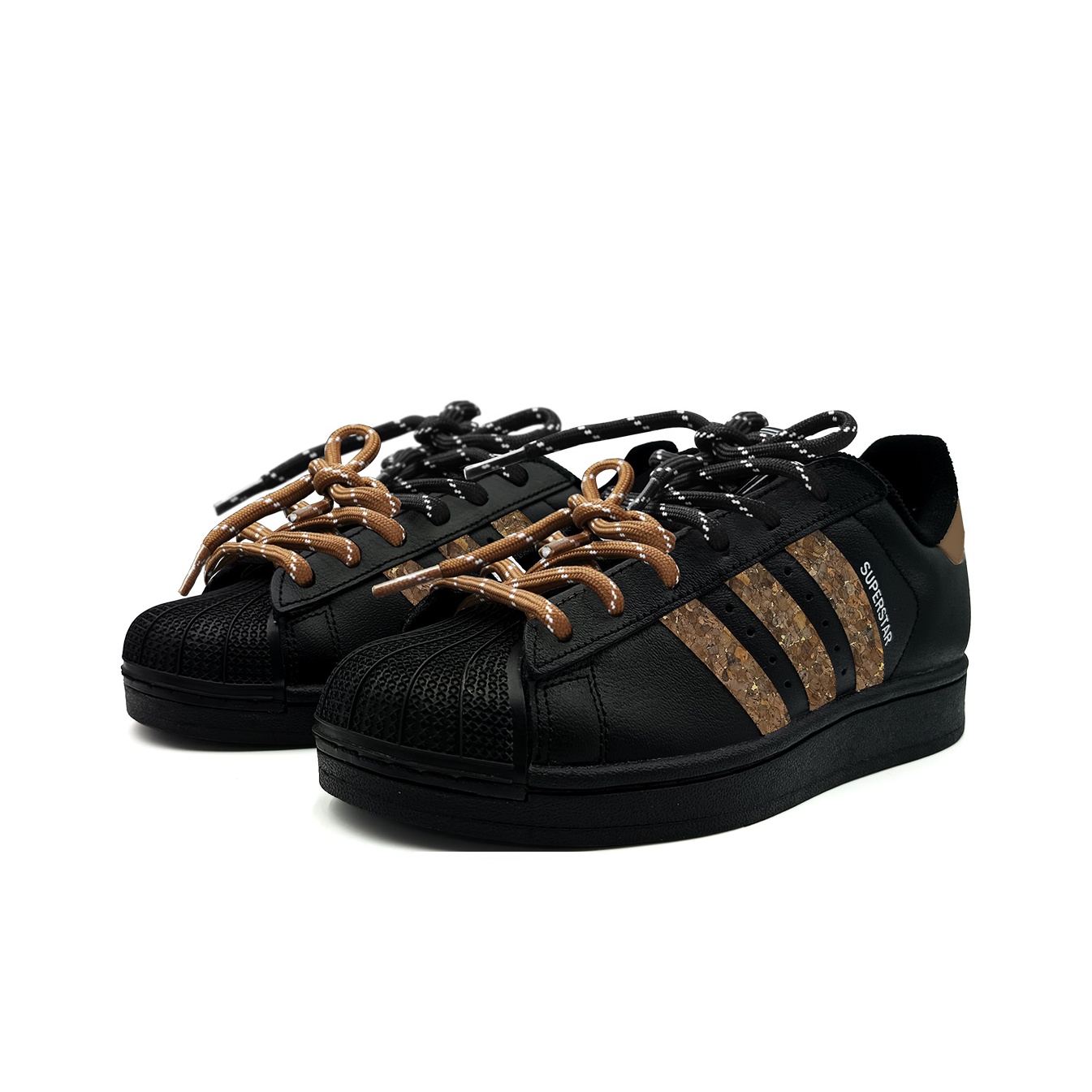 أحذية أديداس أوريجينالز سوبرست - مراجعة Adidas Shoes Superstar وسعره